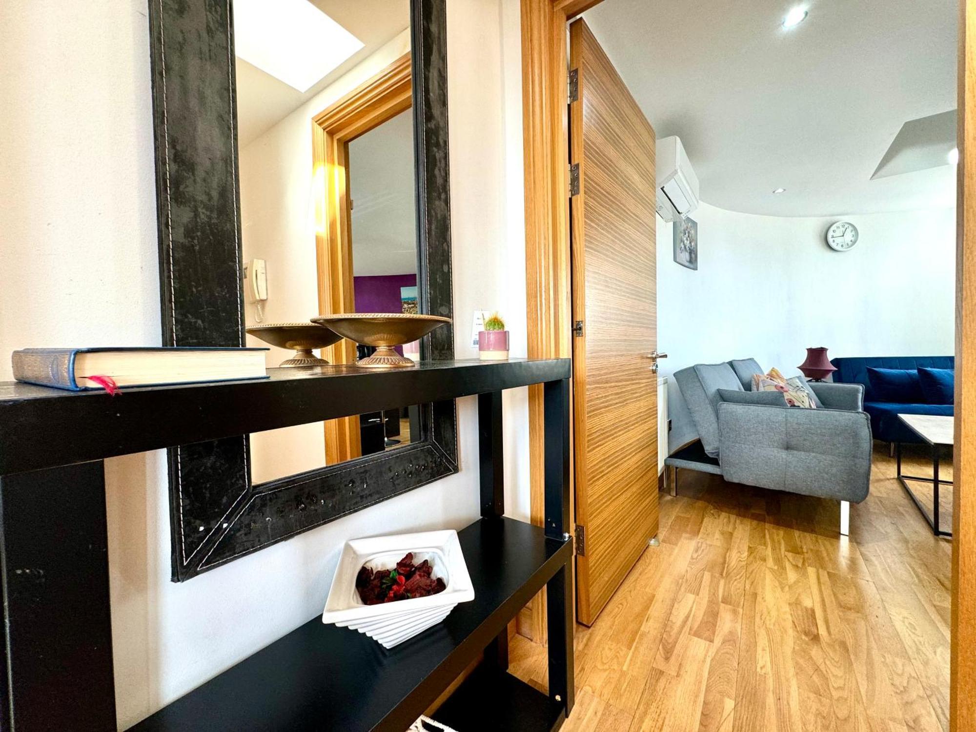 Chic 1 Bedroom Apartment Central London By Wild Esterno foto